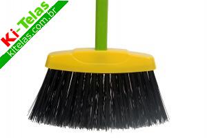 VASSOURA PIA&Ccedil;AVA P/ P&Aacute;TIO - 25CM C/ CABO - DALCIN
